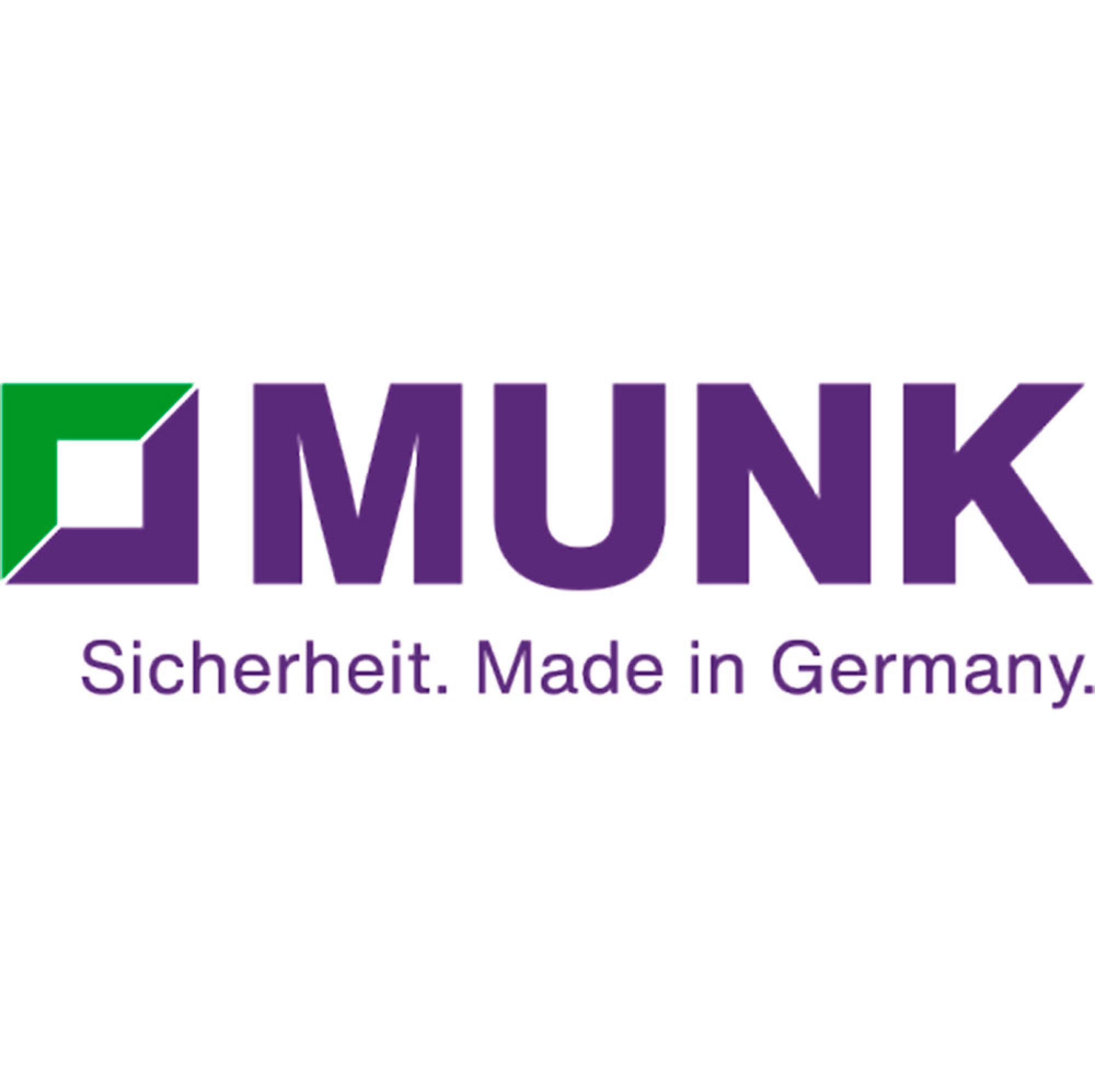 Munk Logo